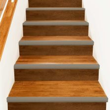   vidaXL Lépcsőélvédők 30 pcs pezsgőszín 67 x 3 x 2 cm Alumínium