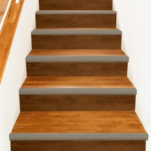 vidaXL Lépcsőélvédők 30 pcs pezsgőszín 67 x 3 x 2 cm Alumínium