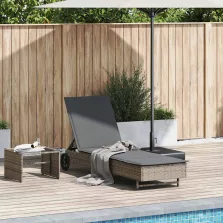   vidaXL szürke polyrattan napozóágy kerekekkel és párnával