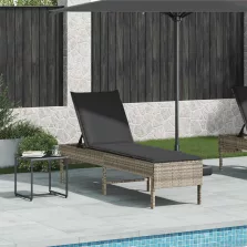  vidaXL világosszürke polyrattan napozóágy párnával 55x200x44 cm