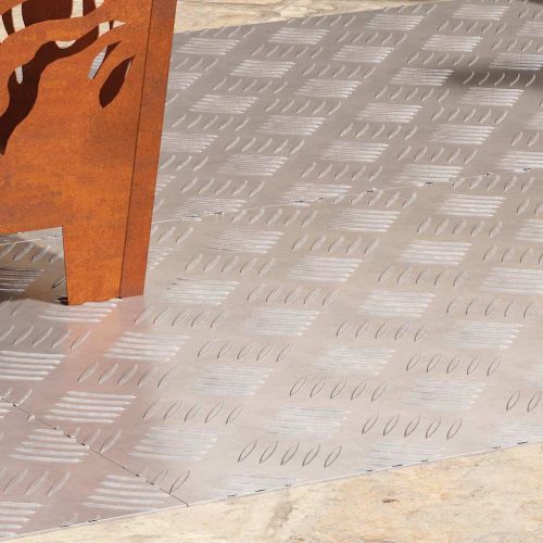 vidaXL Rácsos lemezek 4 pcs Ezüst 90 x 50 cm Alumínium