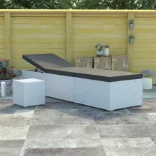   vidaXL fehér polyrattan napozóágy párnával és teázóasztallal