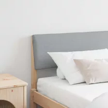   vidaXL Kárpitozott fejtámla Világosszürke 200 cm Tömör fenyőfa