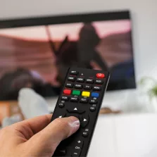   Univerzális TV távirányító - 250+ típushoz - fekete - 2 x AAA