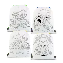 Színezhető tornazsák - 4 filccel - 33 x 27 cm - 4 féle